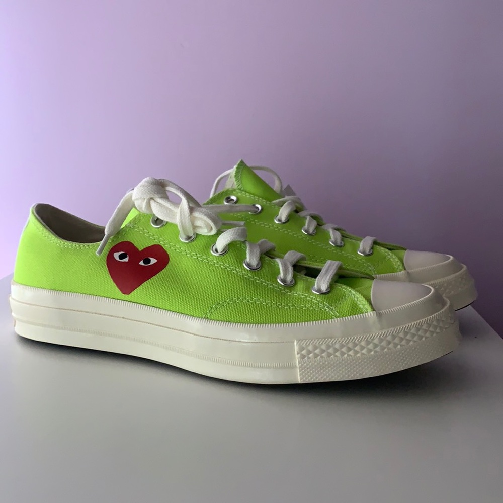 Comme des Garçons PLAY Converse Sneakers (Unisex)